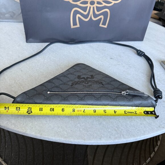 MCM GRAY Canvas and leather Triangle Shoulder Bag - Picture 8 of 14